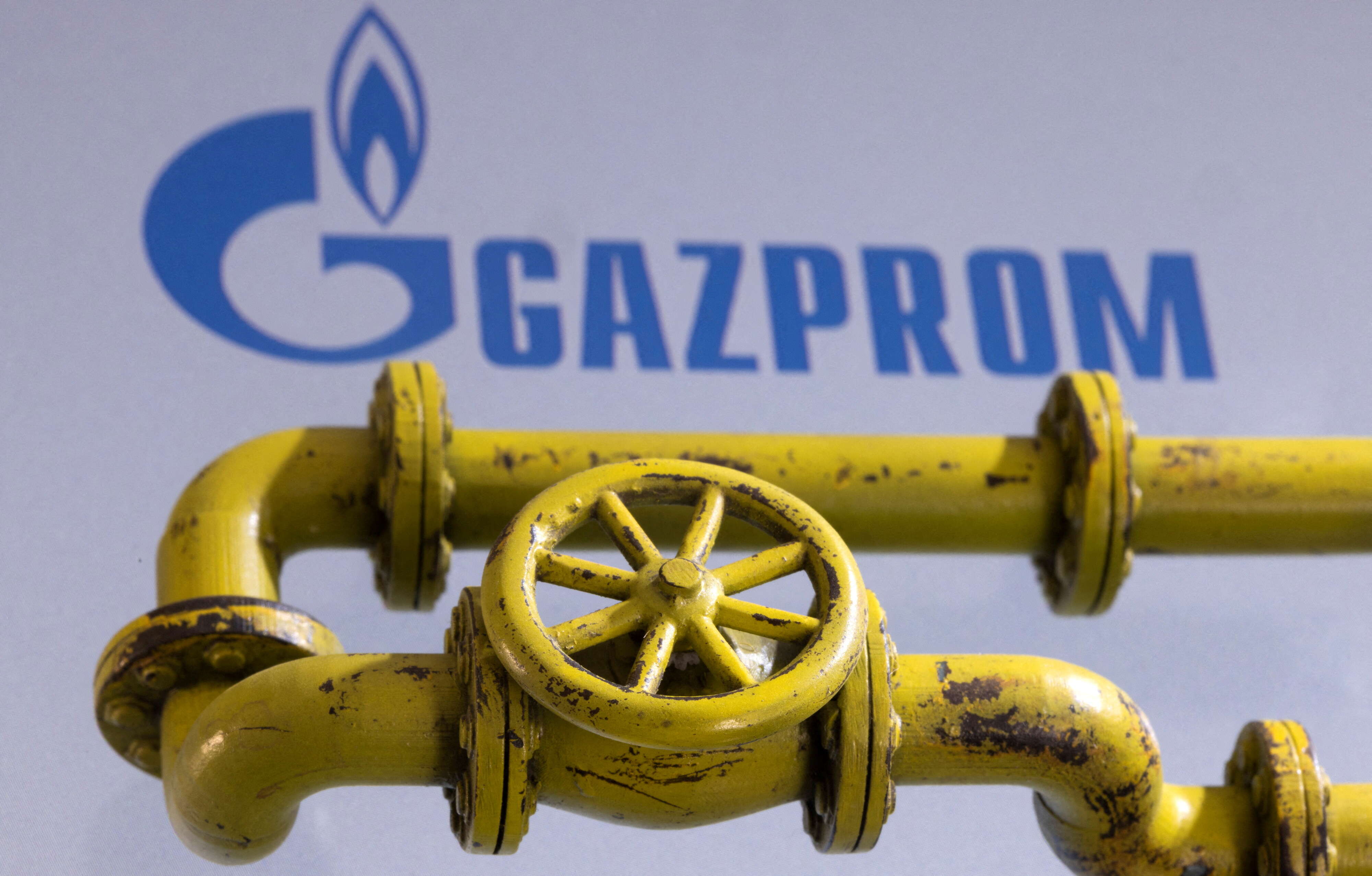 العقوبات الأوروبية قد تشمل حظرا على الاستثمار في شركات النفط وقطاع الطاقة الروسيين