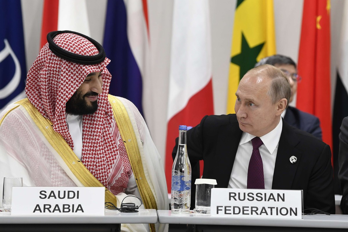 توافق بين السعودية وروسيا على سياسة الانتاج لدى تحالف أوبك+