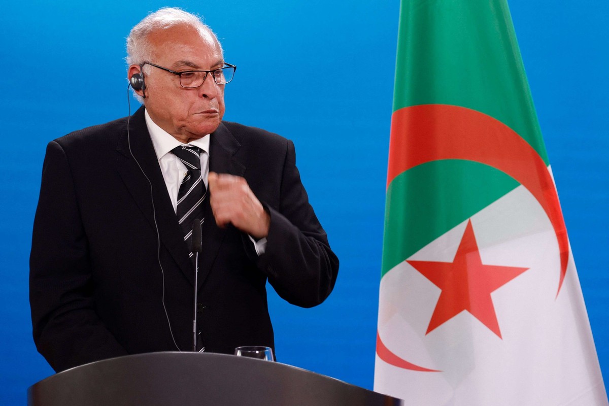 الدبلوماسية الجزائرية في حالة تراجع في منطقة الساحل والصحراء