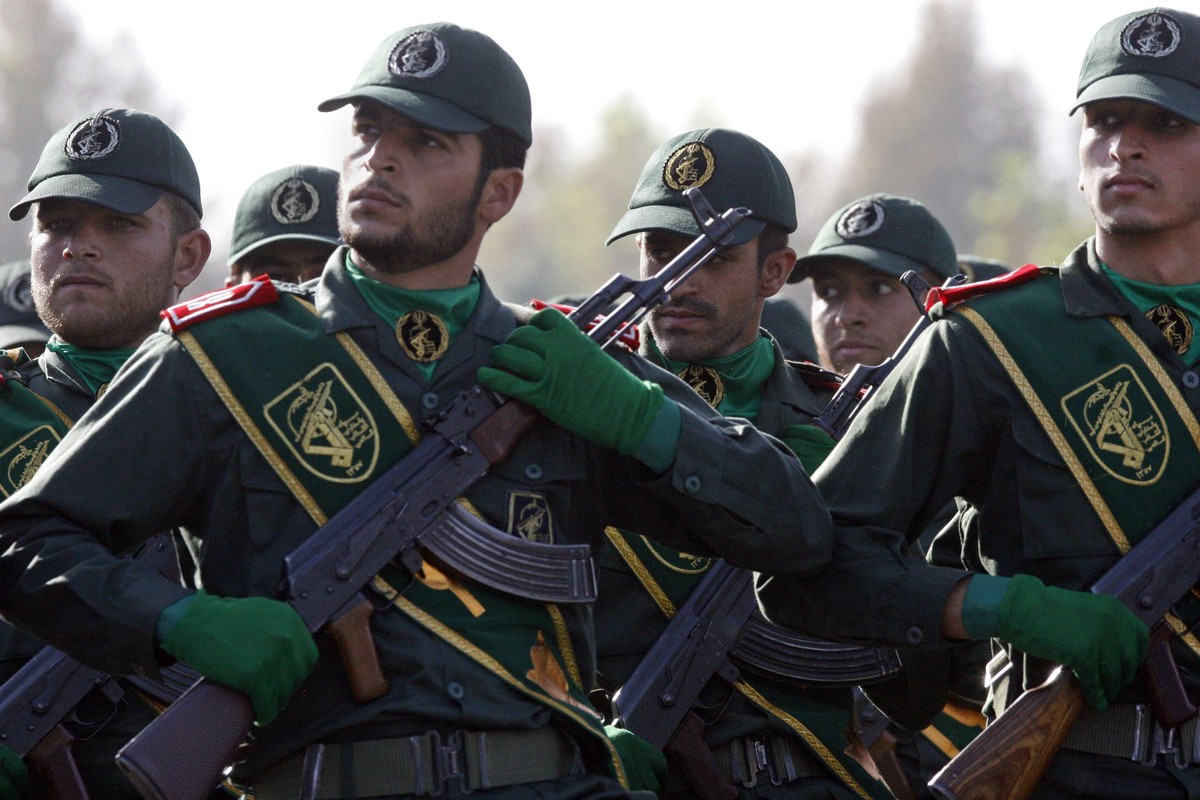 ايران تواجه تهديدات داخلية وخارجية