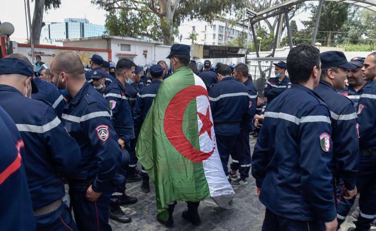 الجزائر واجهت بقوة تحركات نقابية في قطاعات تصفها بالحساسة