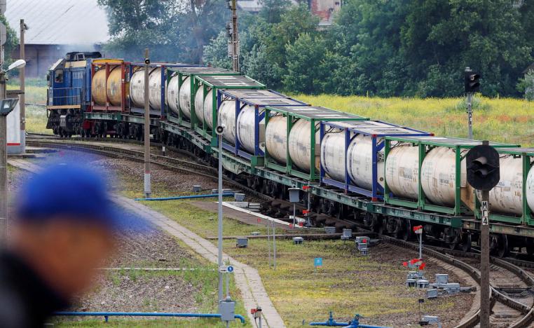 شحنات من الوقود الروسي تصل إيران عبر النقل بالقطارات