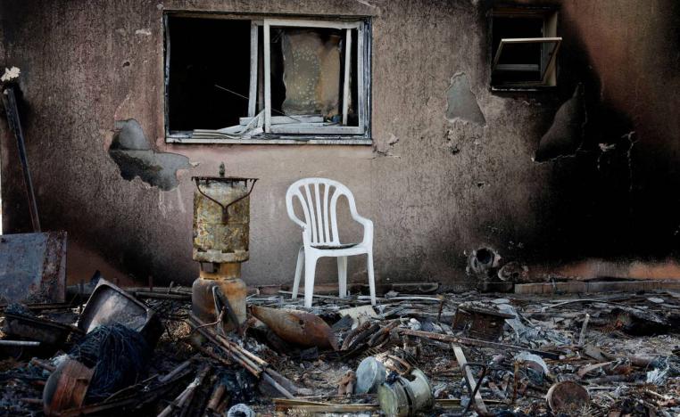 آثار قصف إسرائيلي على منزل في غزة