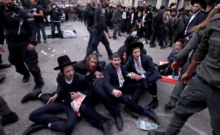 اليهود المتدينون يرفضن تجريدهم من الإعفاءات من الخدمة العسكرية