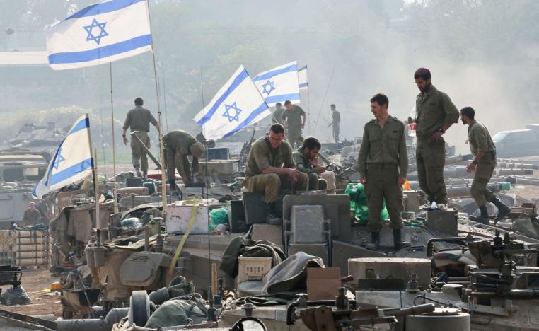 بايدن يواجه ضغوطا لفرض قيود على مبيعات الأسلحة والمساعدات العسكرية لإسرائيل
