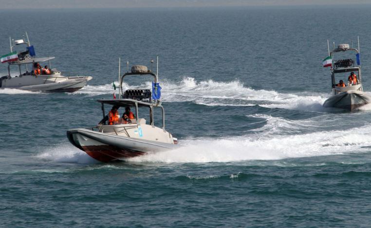إيران تهدد حرية الملاحة في مياه الخليج 