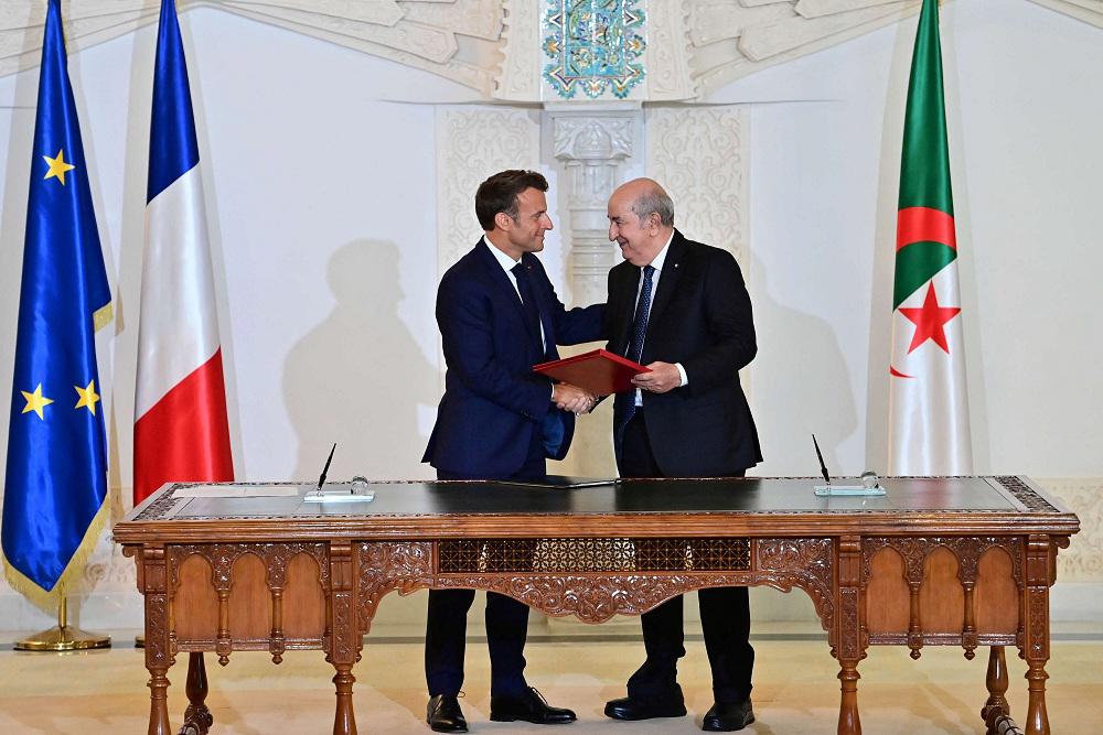 تبون يرحّب بـ"علاقة الثقة" الجديدة بين باريس والجزائر