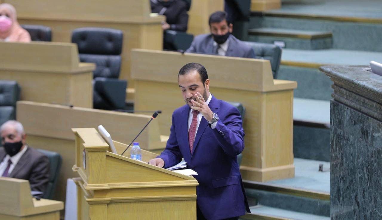 ضغوط أردنية تنتهي بتسليم البرلماني عماد العدوان