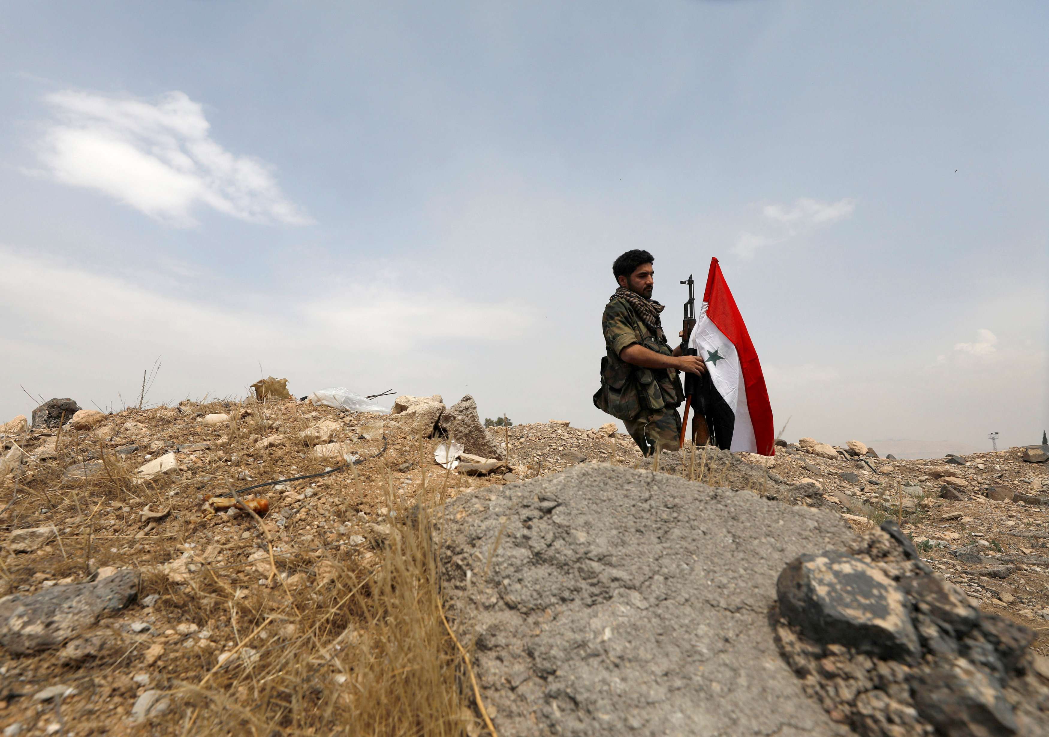 جندي سوري في اليرموك