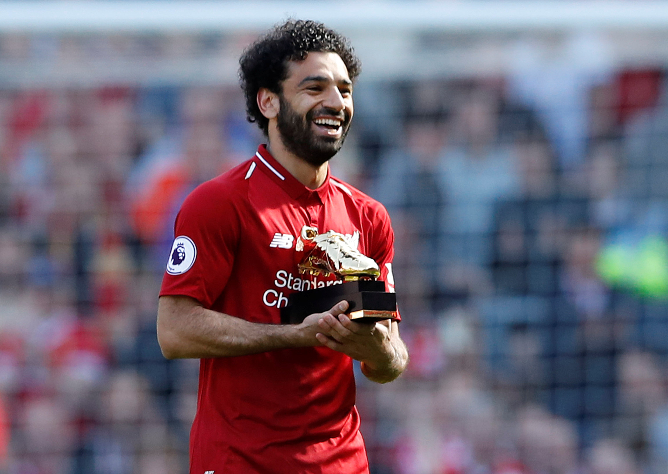 صلاح خلال تسمله جاهزة هداف الدوري الانكليزي