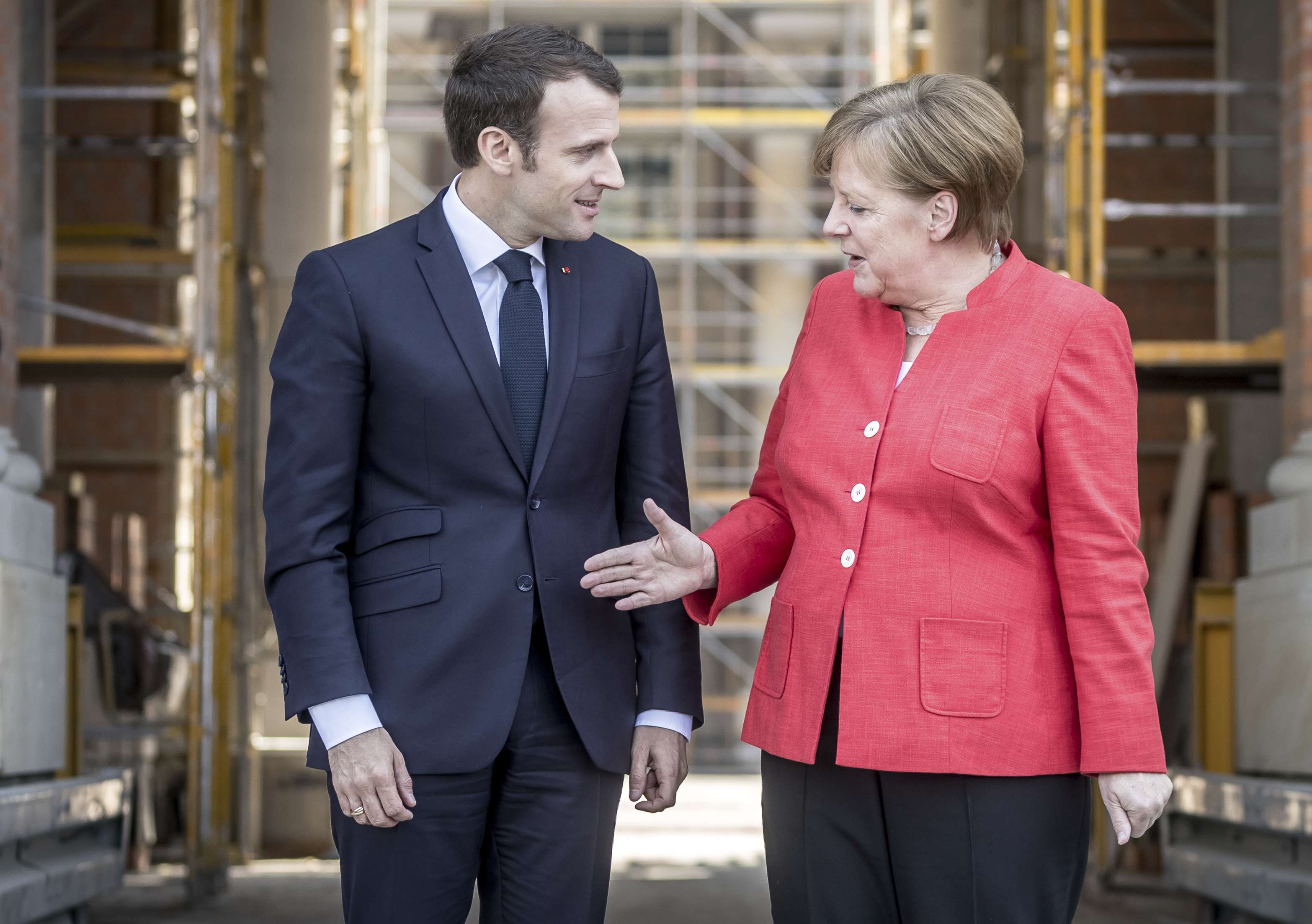 ميركل وماكرون