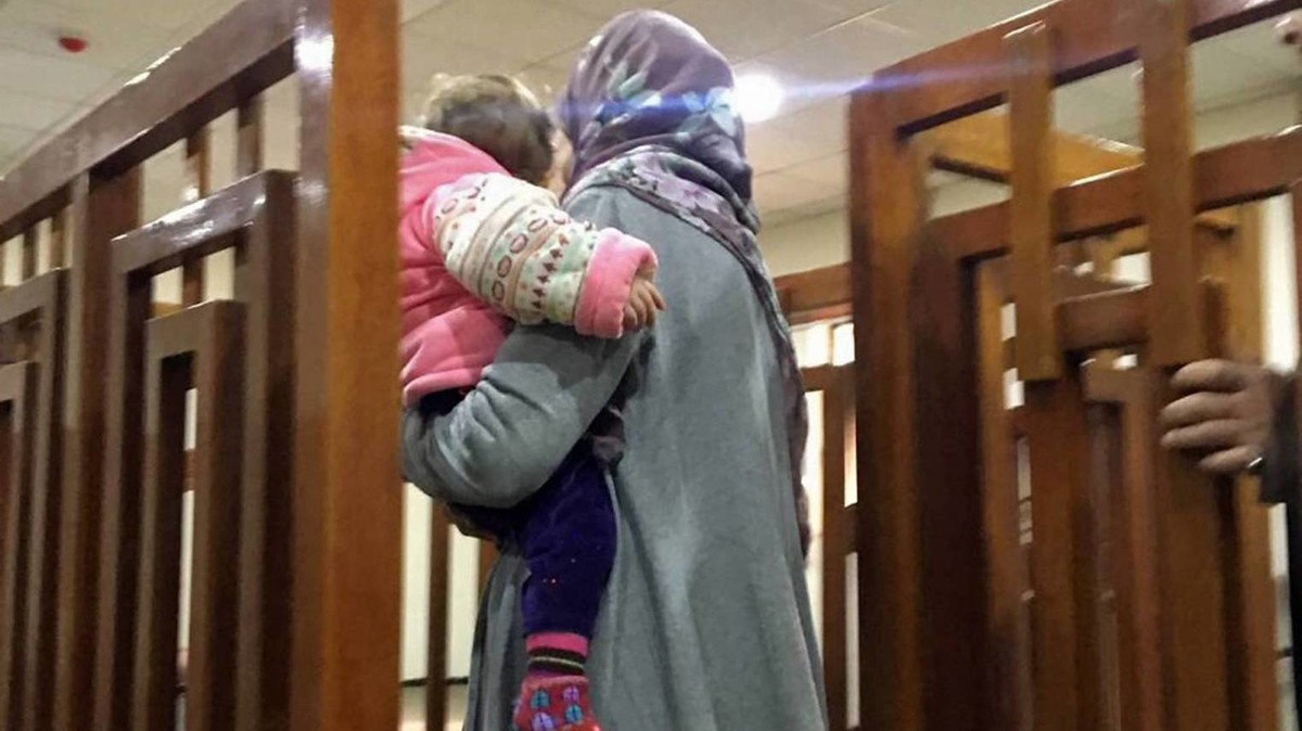 الجهادية الفرنسية ميلينا بوغدير تمثل امام محكمة عراقية