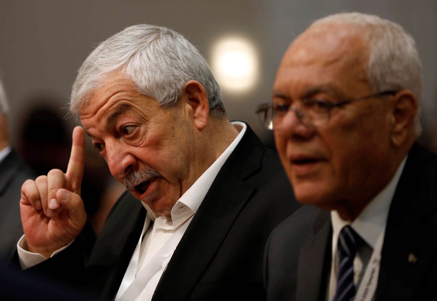 القيادي الفلسطيني محمود العالول اثناء لقاء المجلس المركزي الفلسطيني