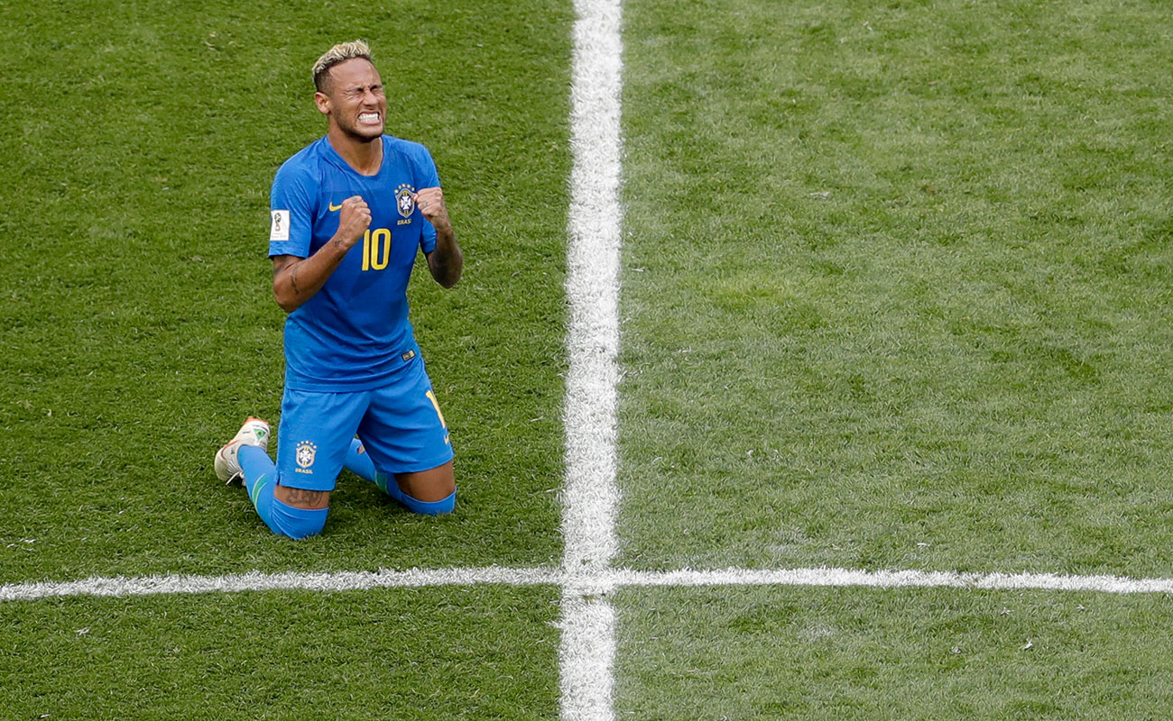 دموع نيمار تقلق البرازيليين