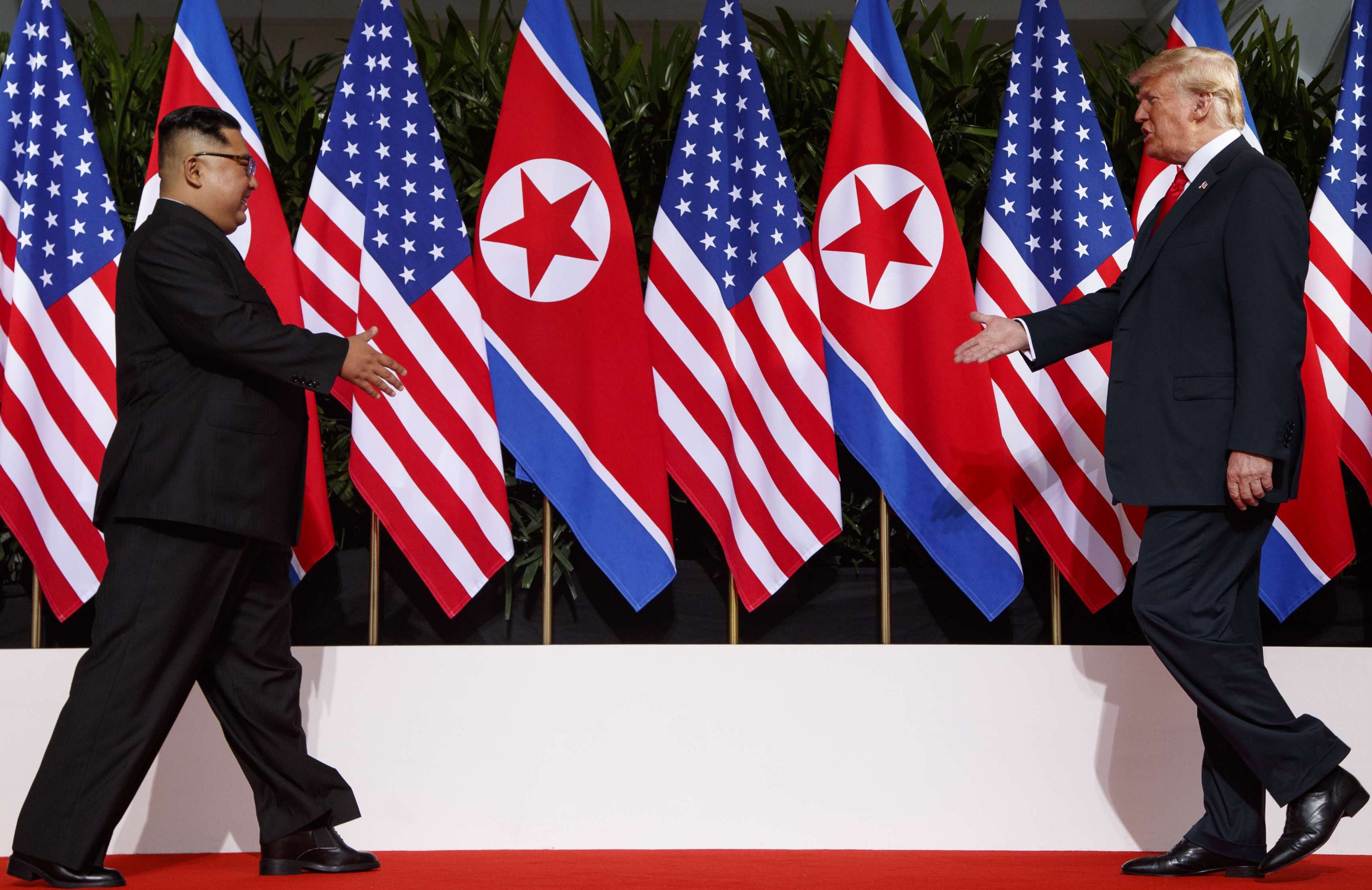 الرئيس الاميركي والرئيس الكوري الشمالي