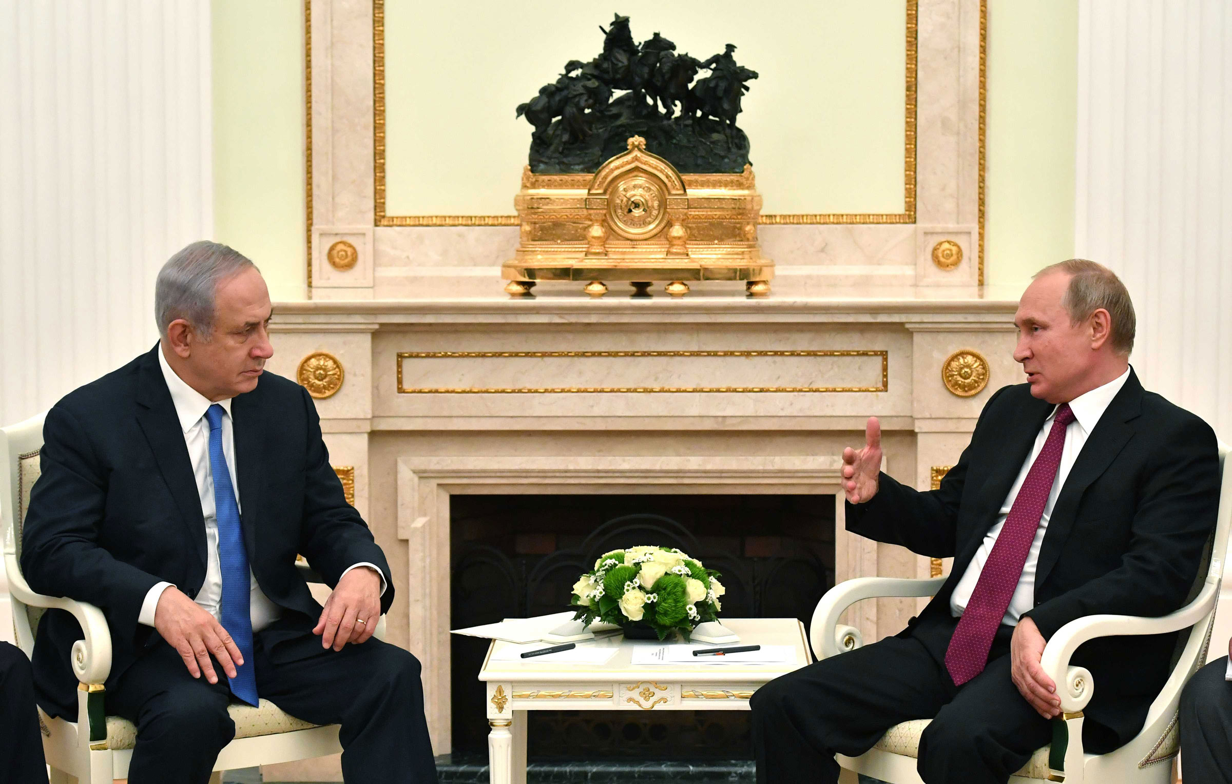 الرئيس الروسي فلاديمير بوتين يجتمع برئيس الوزراء الاسرائيلي بنيامين نتنياهو