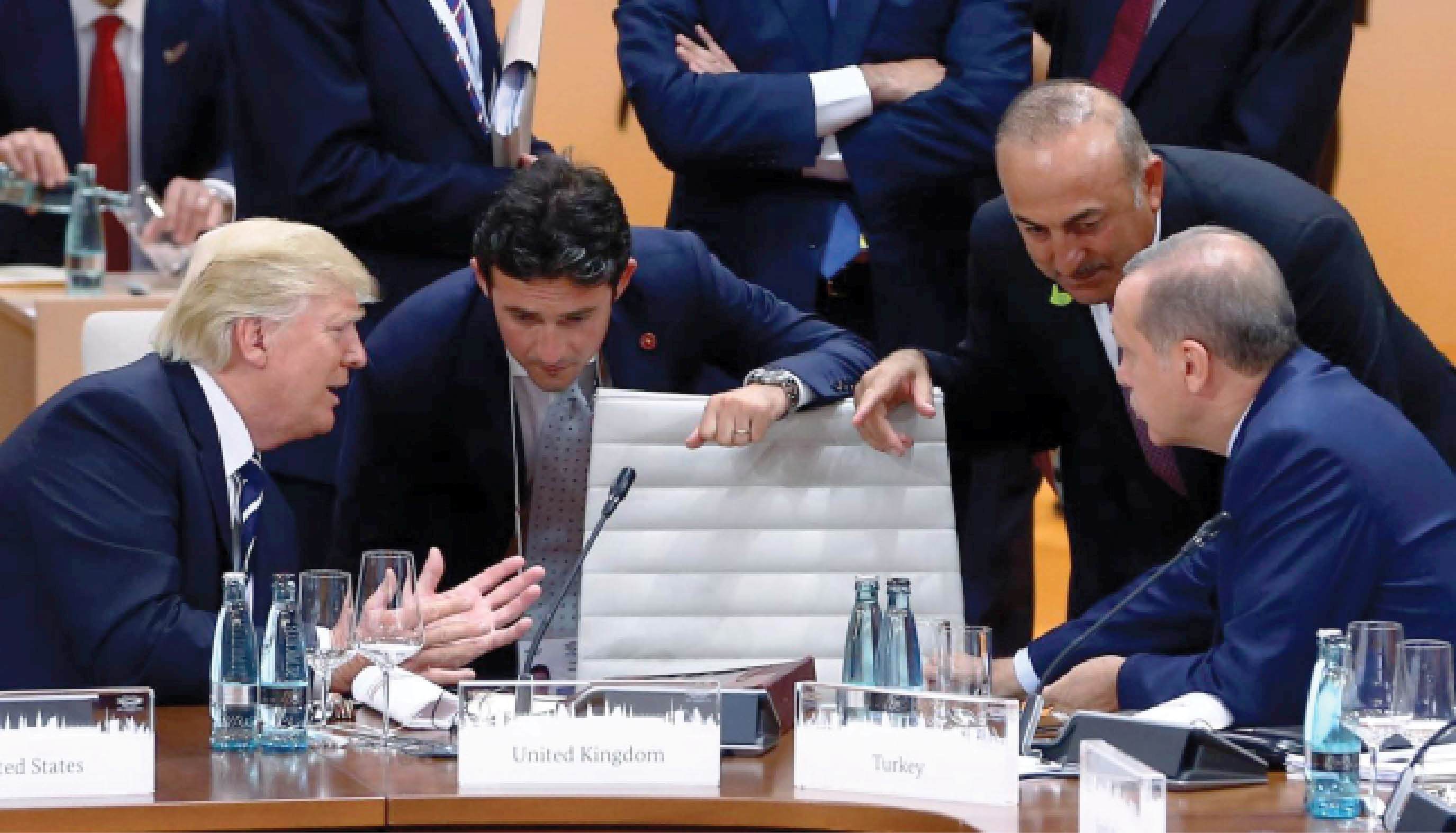 الرئيس التركي رجب طيب اردوغان في لقاء سابق مع نظيره الأميركي دونالد ترامب