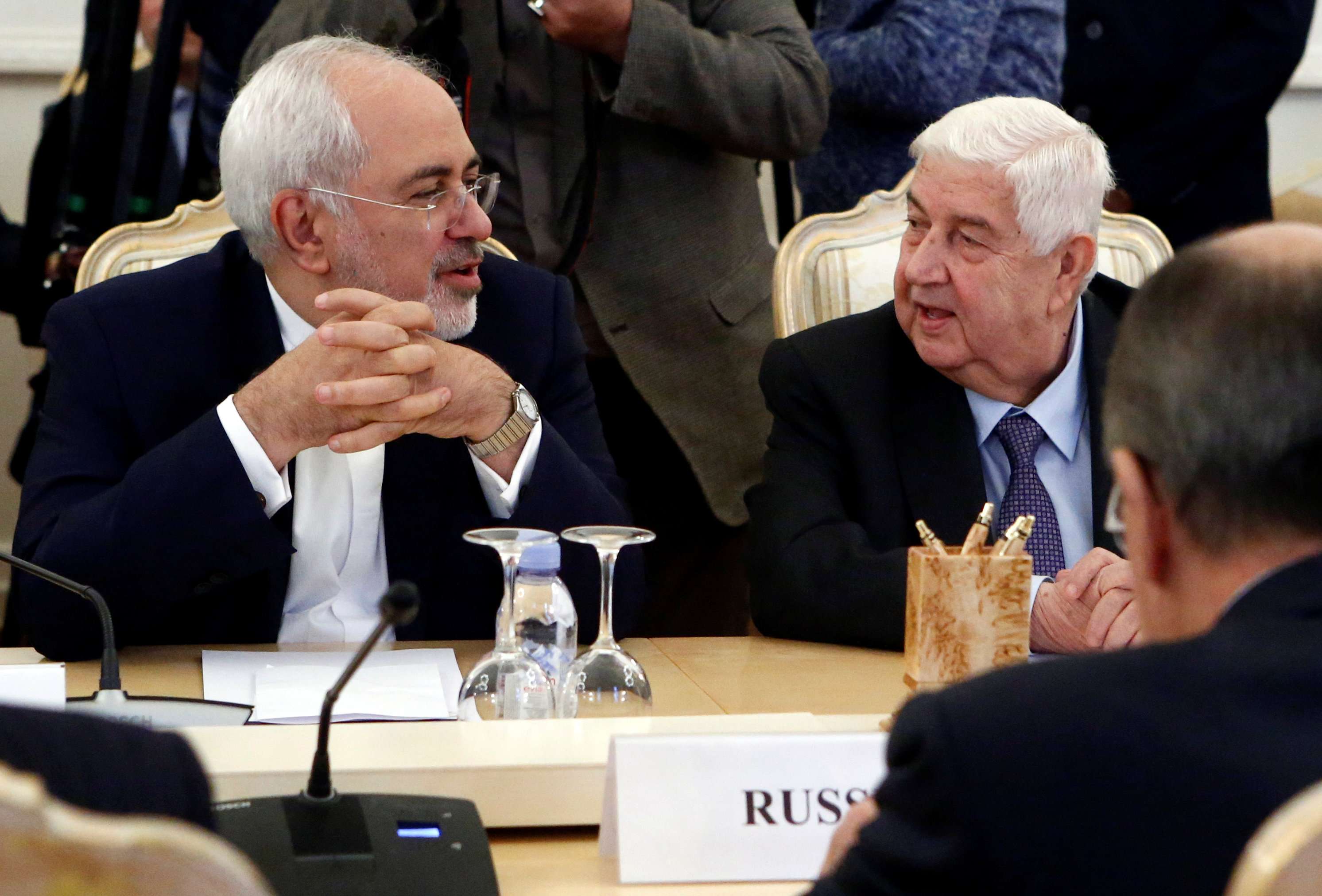 مباحثات مطولة