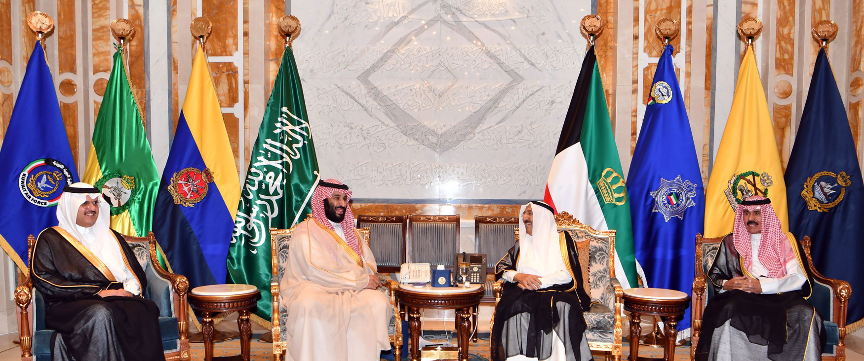 جانب من لقاء ولي العهد السعودي الأمير محمد بن سلمان وأمير الكويت الشيخ صباح الأحمد الجابر الصباح