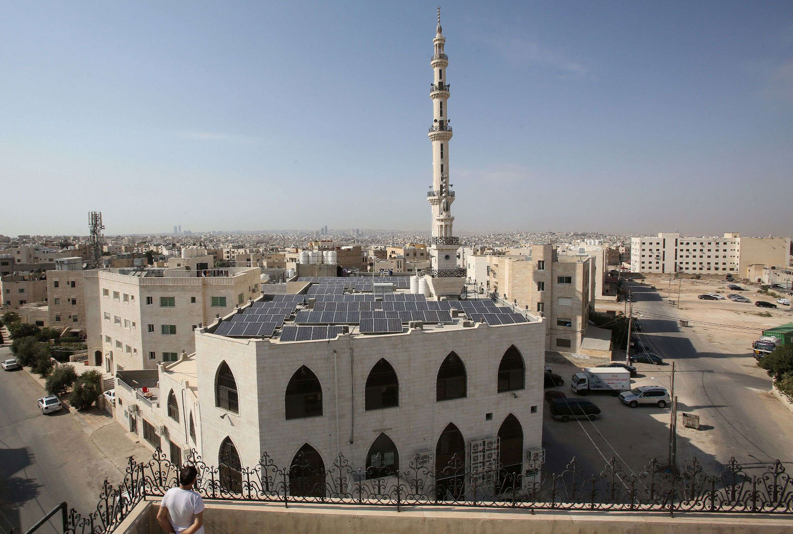 a view of the Hamdan al-Qara mosque in southern Amman.