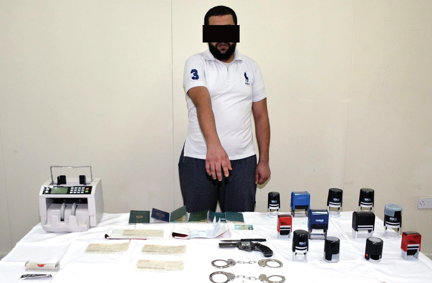 خلية التأشيرات في البحرين