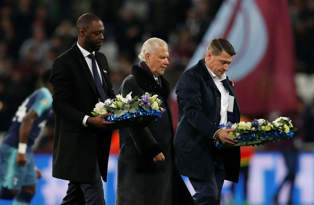 ليستر المحزون يعود لمبارياته