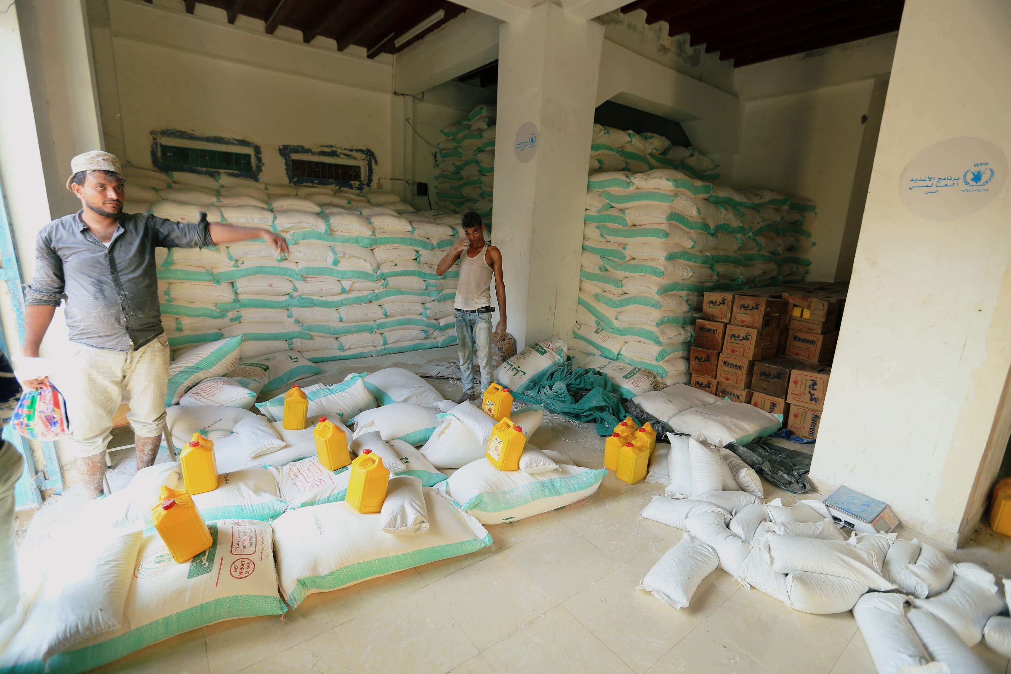 التحالف: الحوثيون رفضوا خروج قافلة إغاثة الى صنعاء