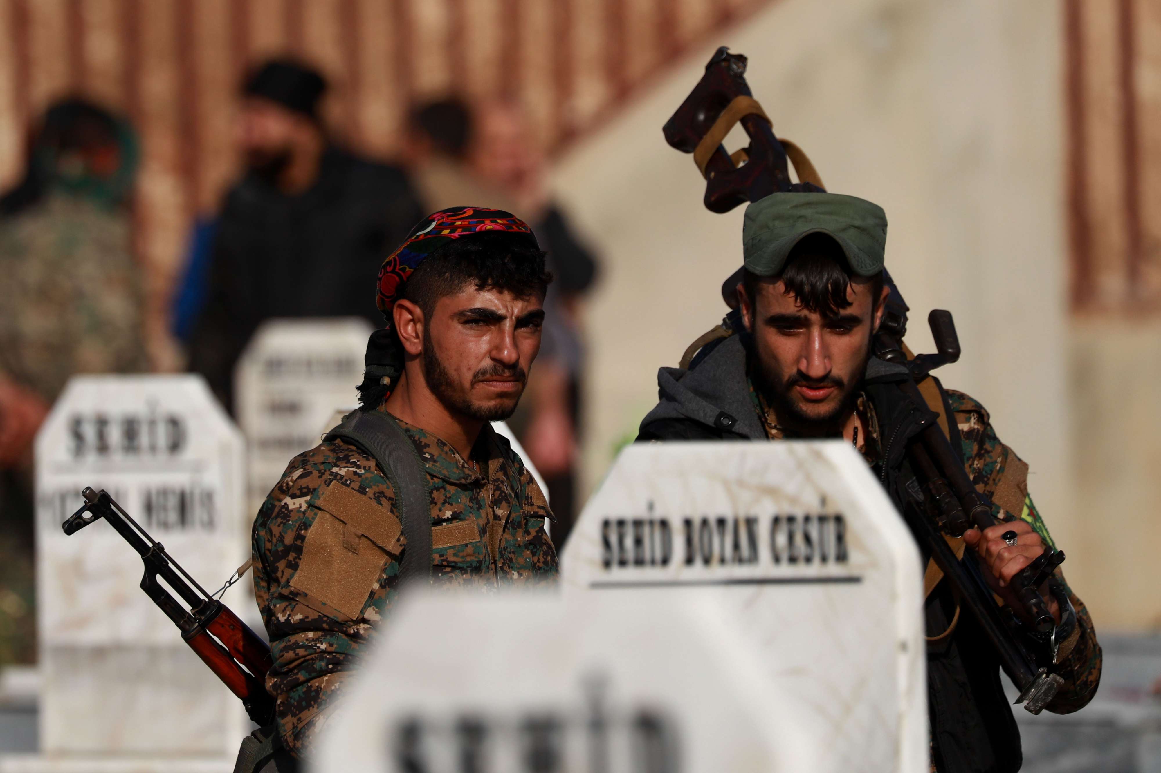 الأكراد يتساءلون عن تضحياتهم