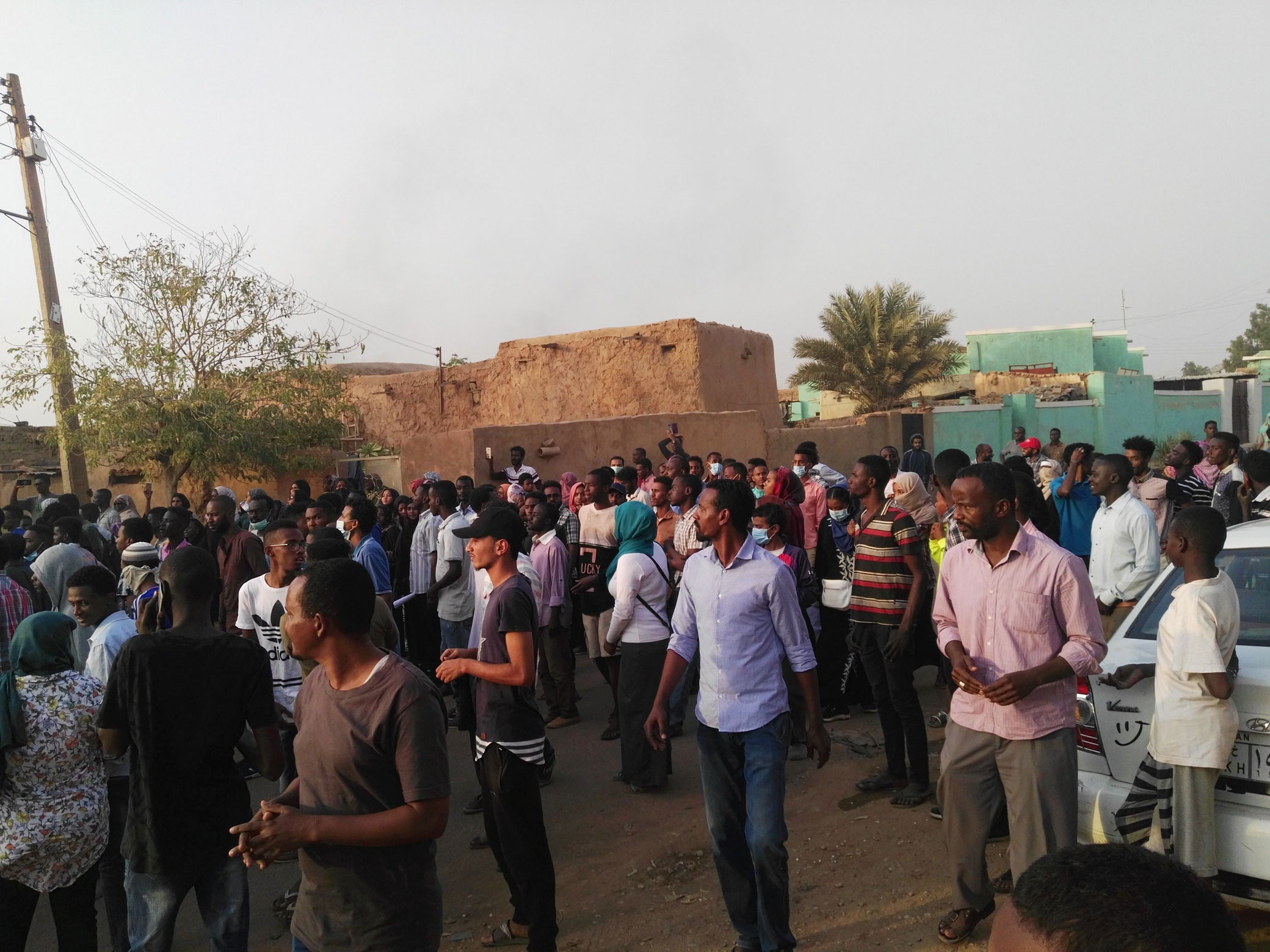 تصاعد الاحتجاجات يضيّق الخناق على الرئيس السوداني