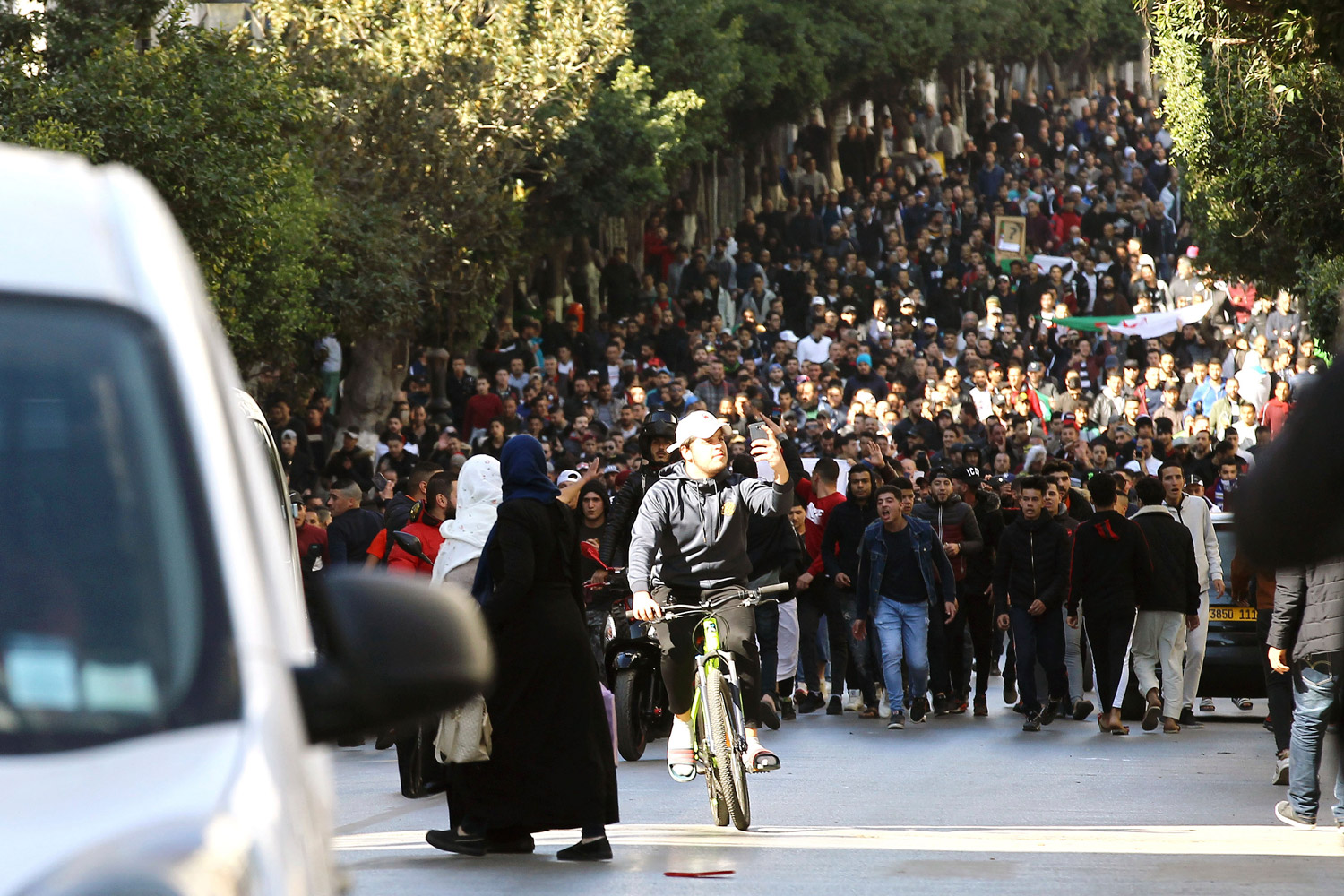 الشرطة تجنبت الصدام مع تزايد أعداد المحتجين