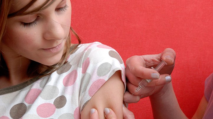 تطعيم يدفع عن الفتيات شبح الوفاة بالسرطان