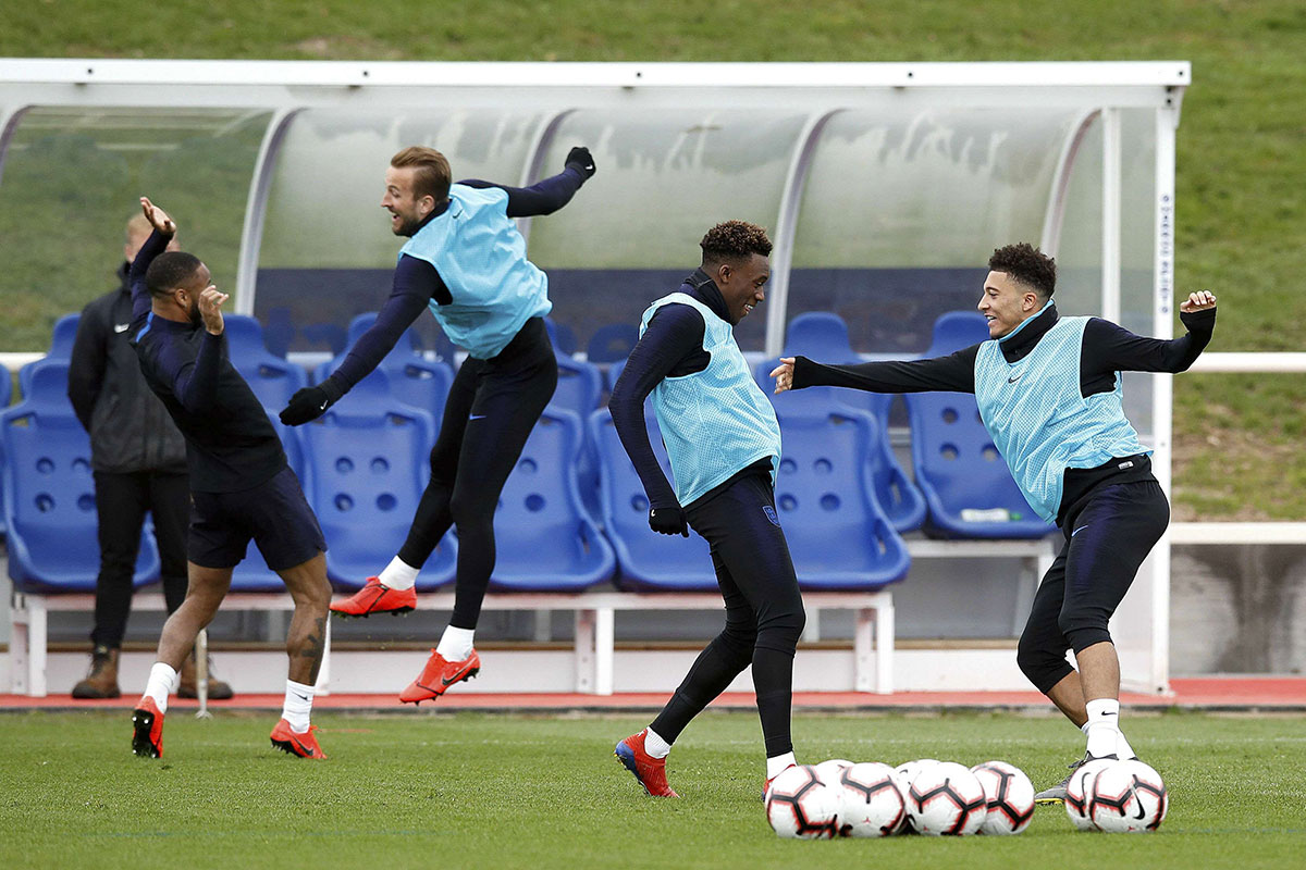 إنكلترا لمنافسة صفوة منتخبات القارة 