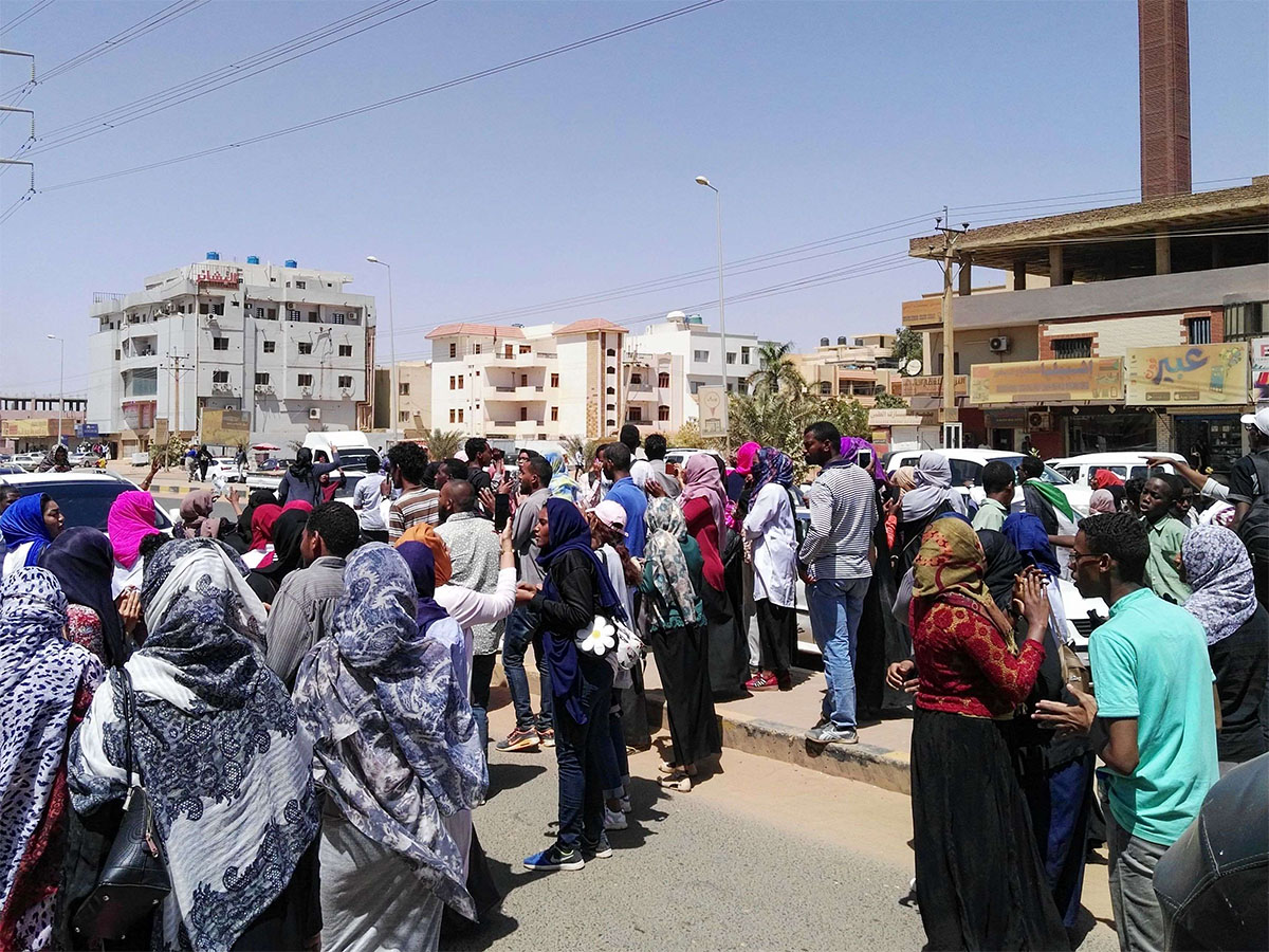 أزمة وقود مستمرة في السودان