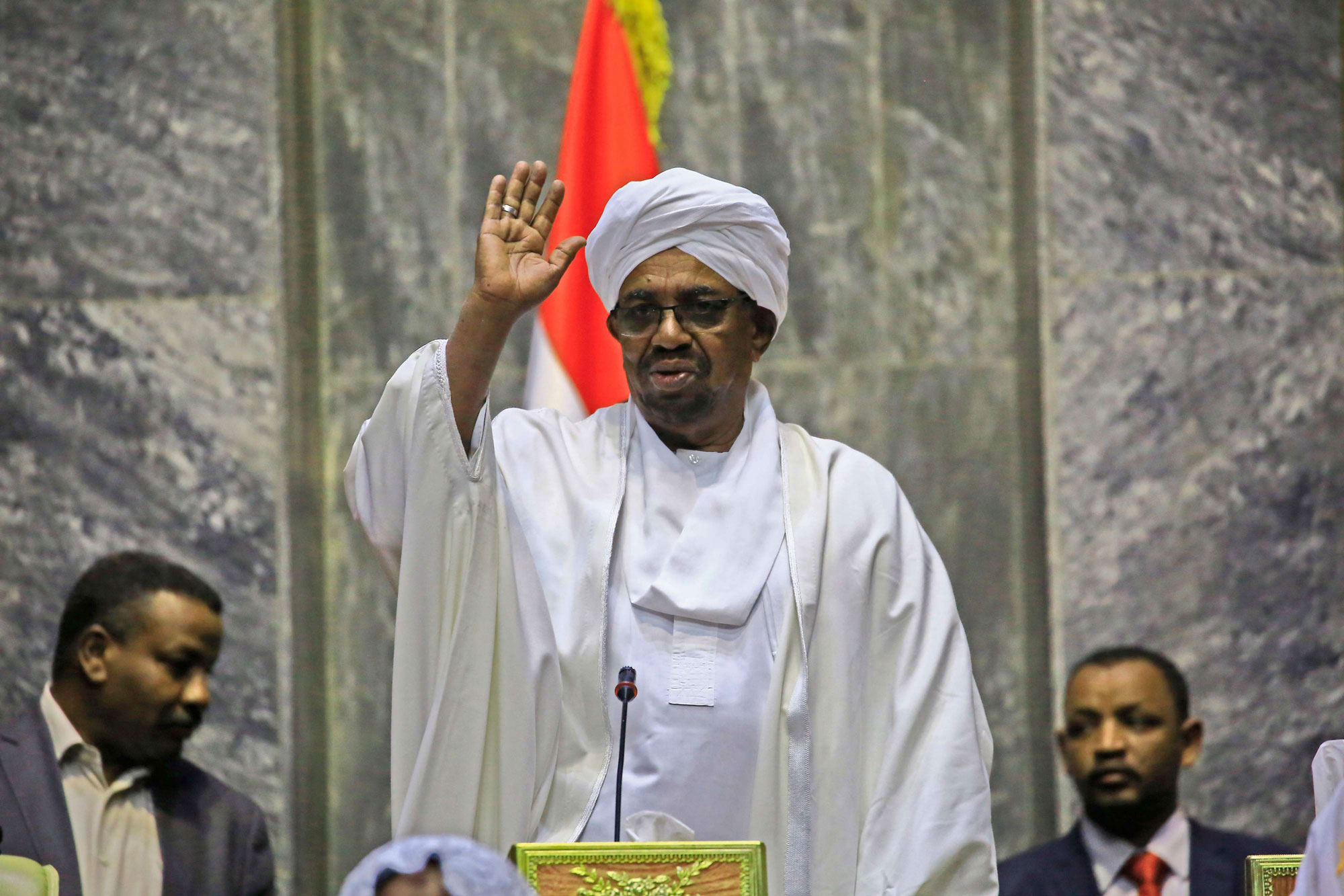 مصير الرئيس السوداني المخلوع لايزال مجهولا