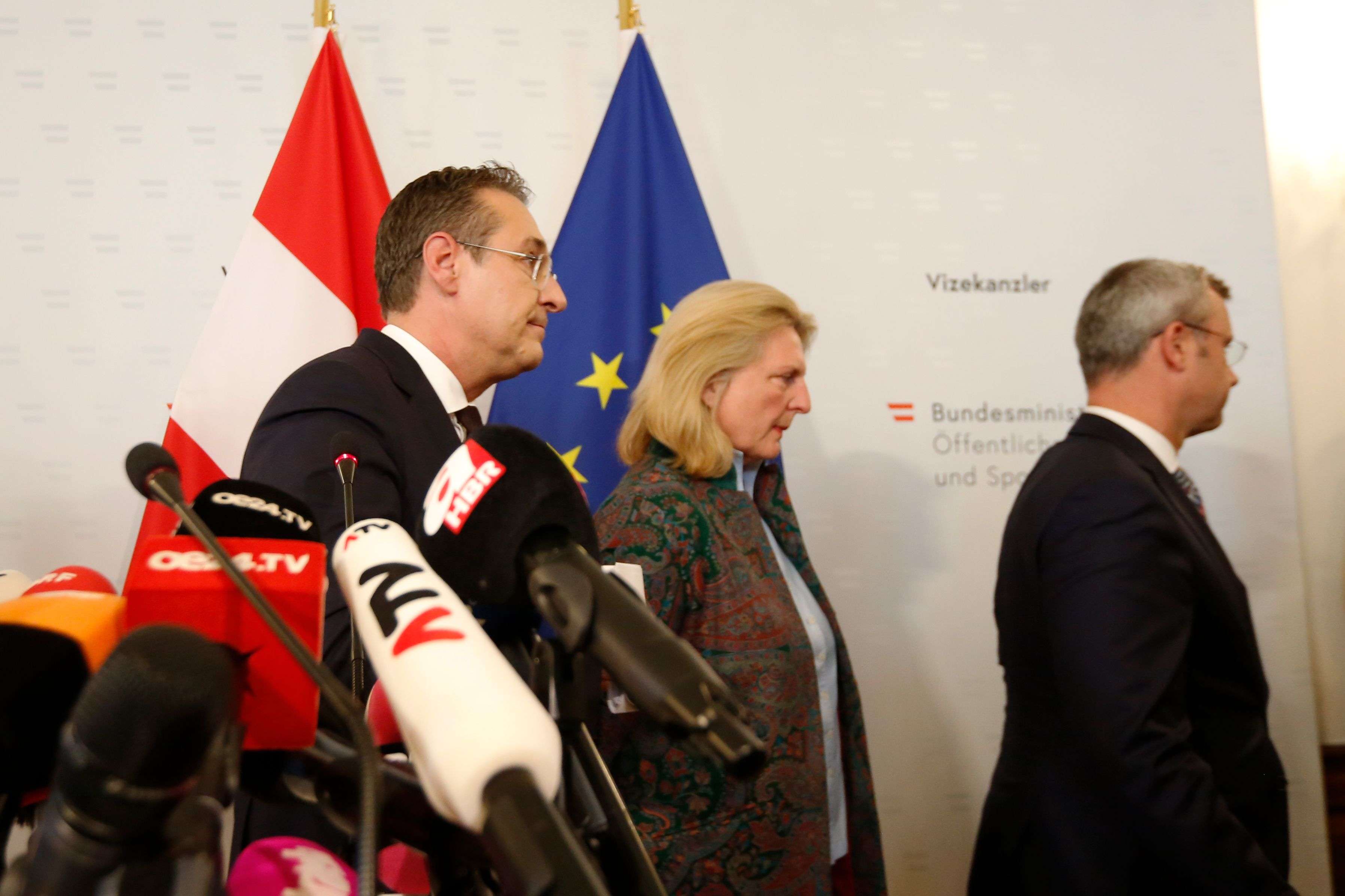 فضيحة هاينز كريستيان شتراخه تلقي بظلال ثقيلة على اليمين المتطرف في أوروبا