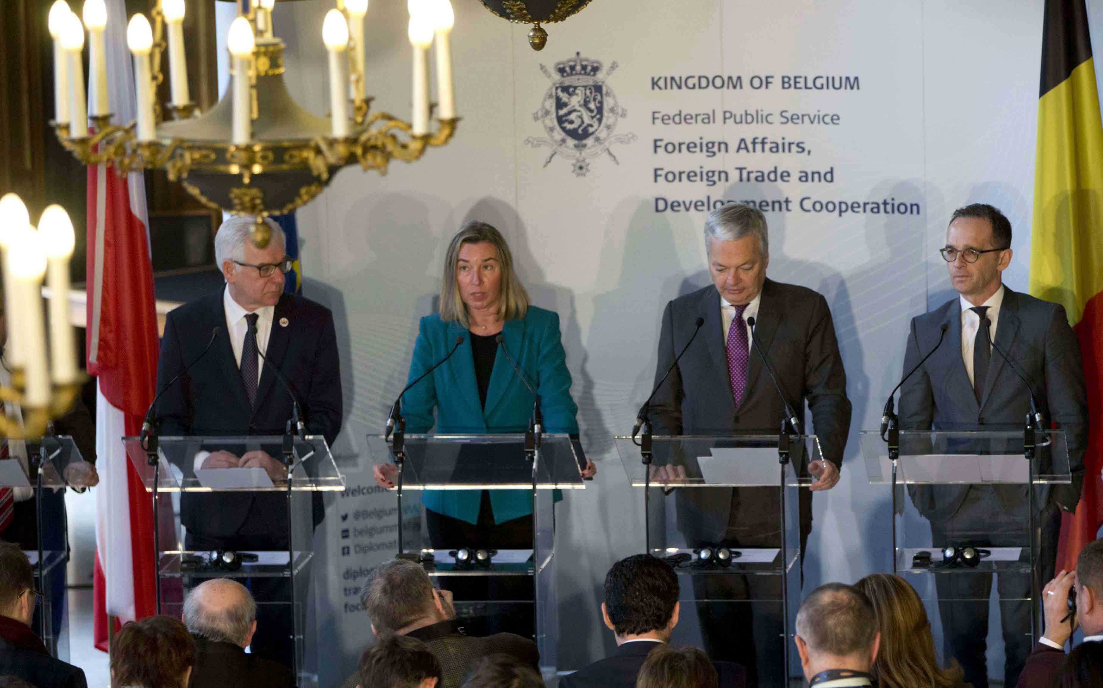 إيران ستجد نفسها محاصرة أكثر في حال التخلي عن إلتزاماتها بشأن الاتفاق النووي