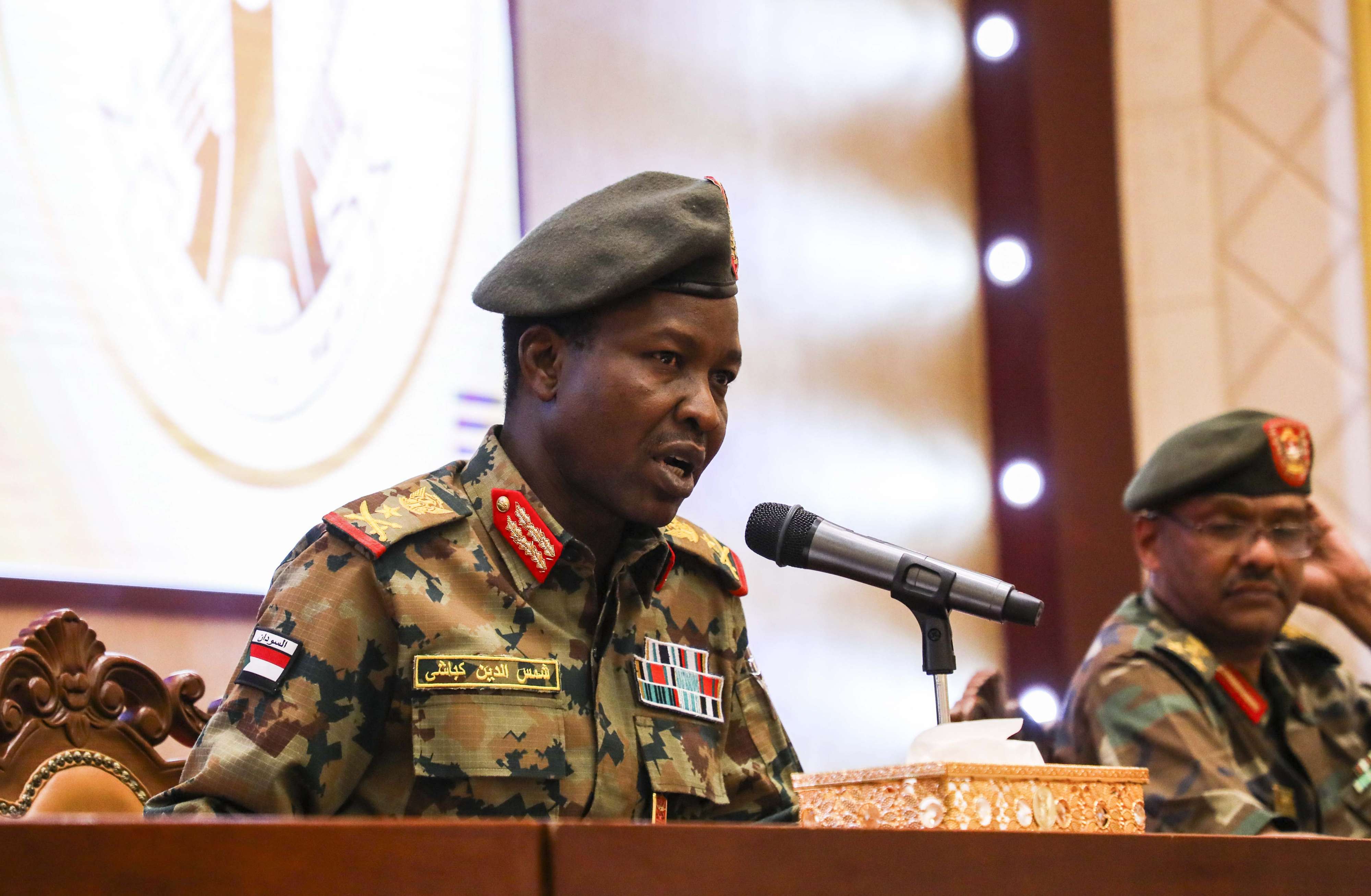 الفريق شمس الدين كباشي المتحدث باسم المجلس العسكري الانتقالي في السودان