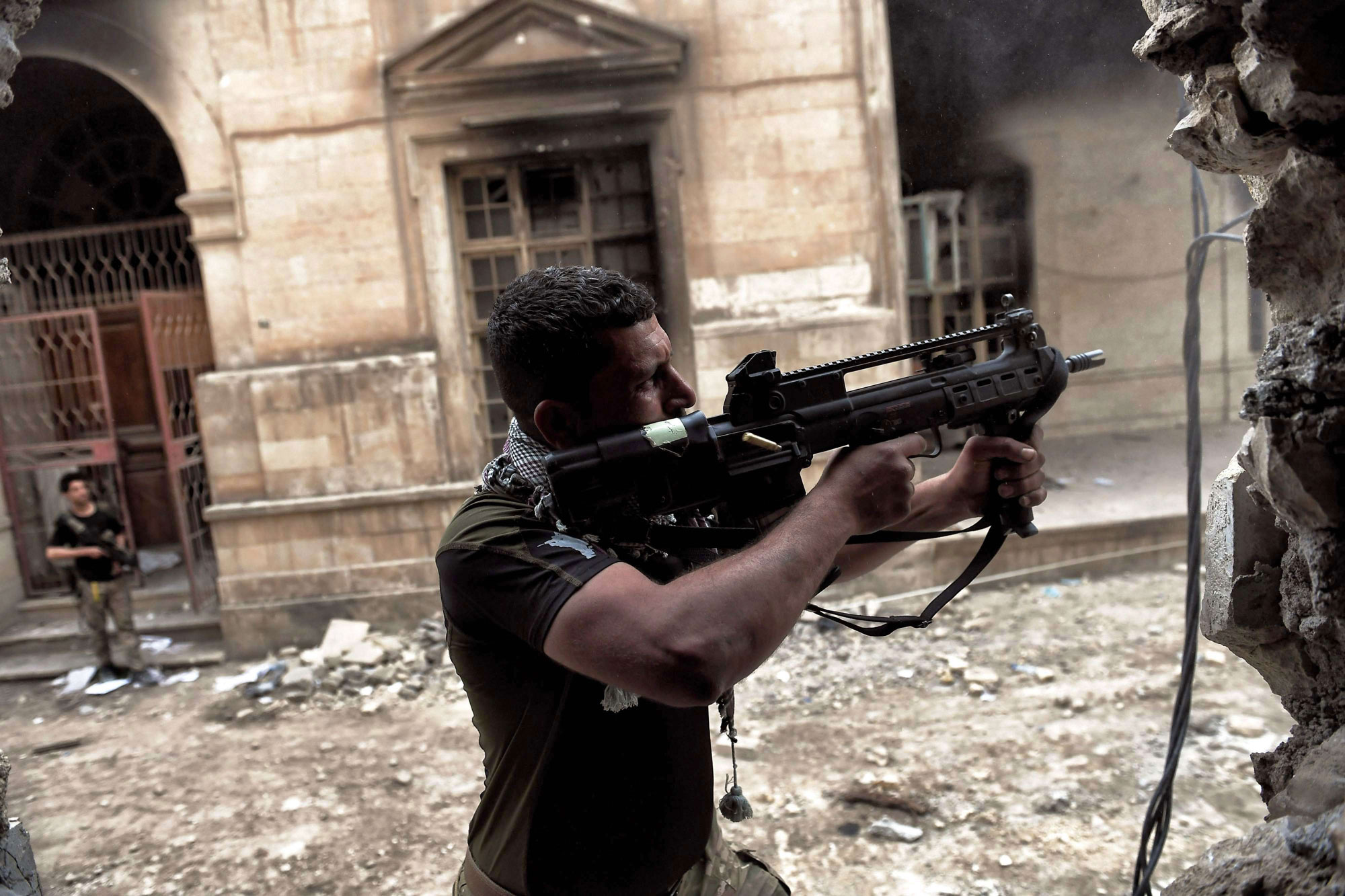 الإرهاب في الموصل