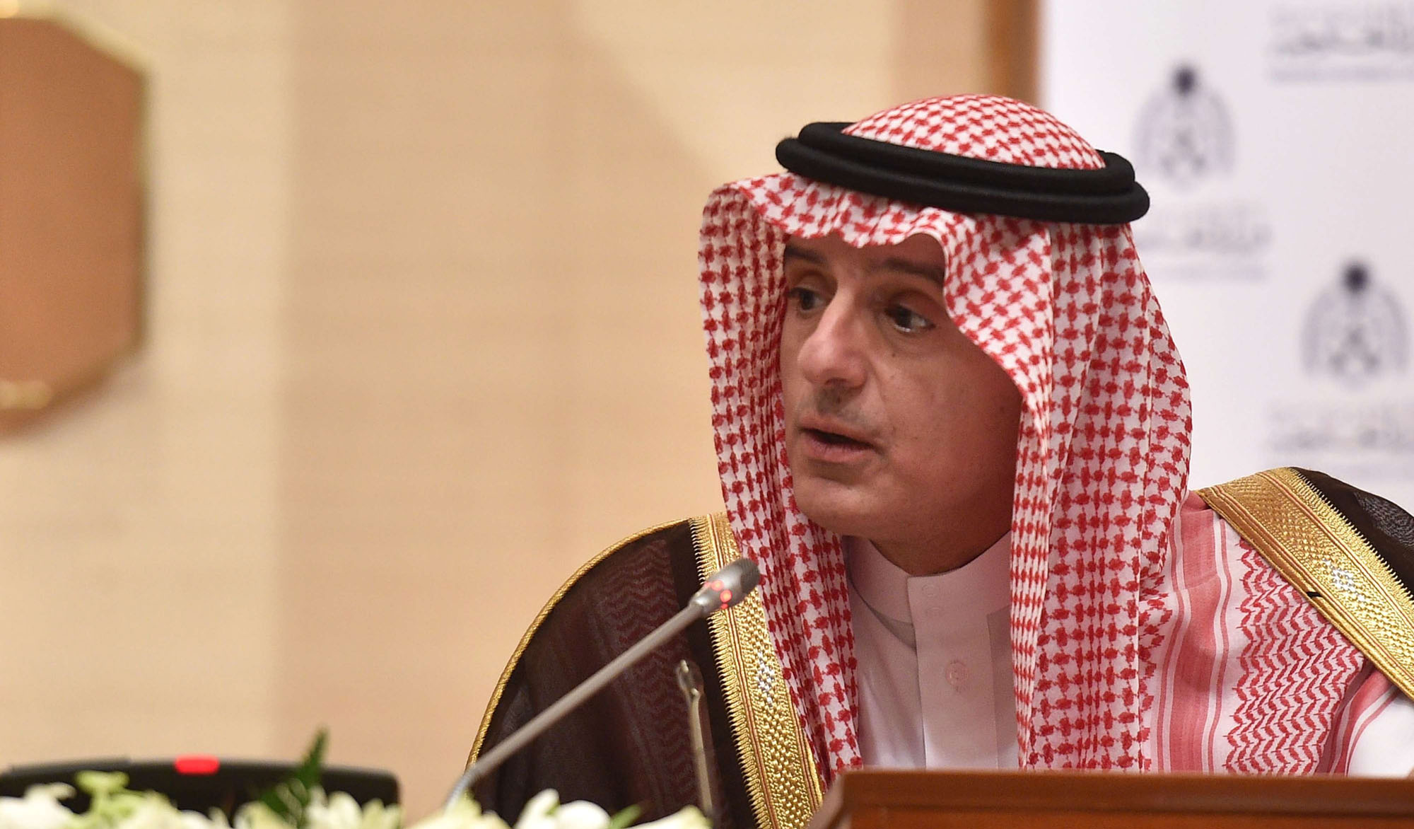 الجبير يدعو ايران الى التحلي بالحكمة والابتعاد عن التصرفات الخرقاء