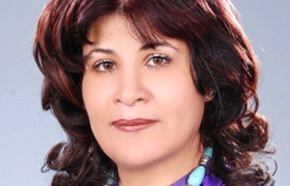 الكتابة هي اليد العليا