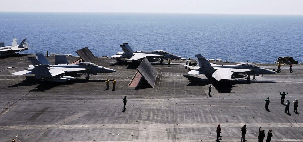 القوات الأميركية في الخليج