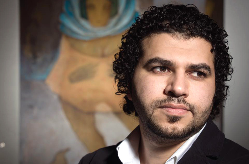 الإنسان البحريني مكافح ومثابر