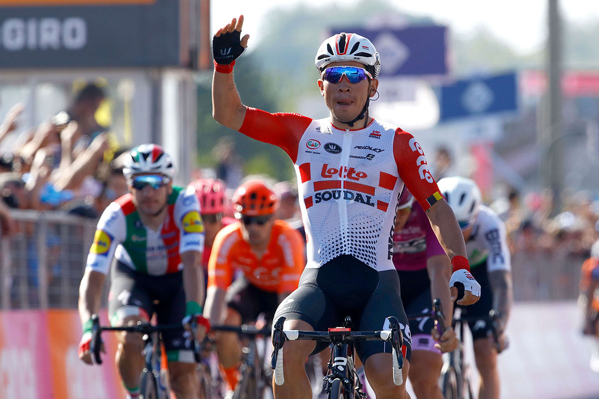 إيوان يتفوق على غروينيفيجين عند خط النهاية