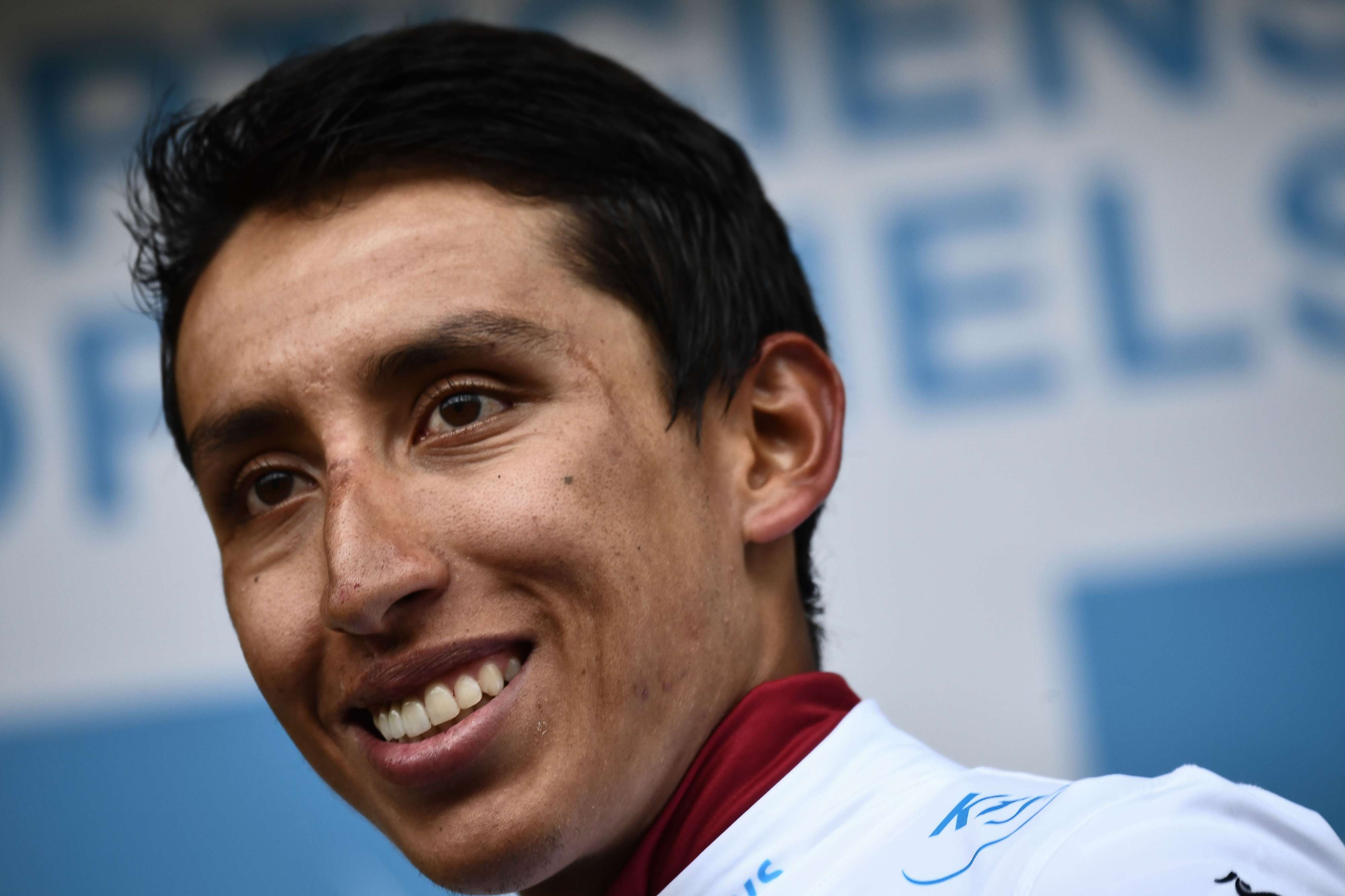 برنال على بعد 128 كم منبسطة من اللقب