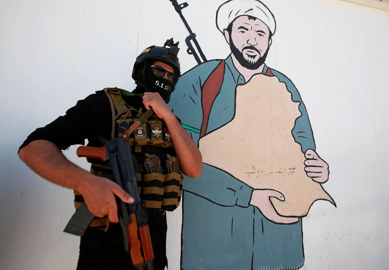 مقاتل من الحشد الشعبي في بغداد