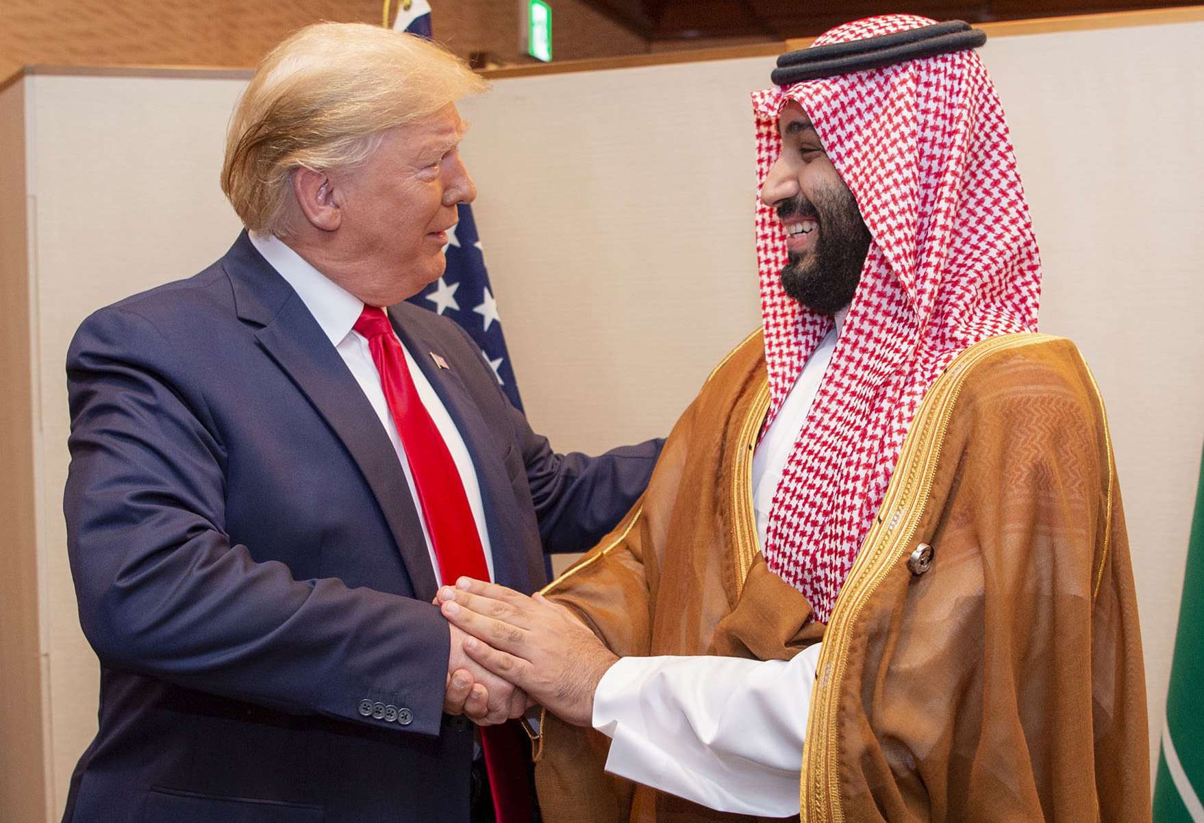 ترامب: القرارات تضر بعلاقاتنا مع حلفائنا