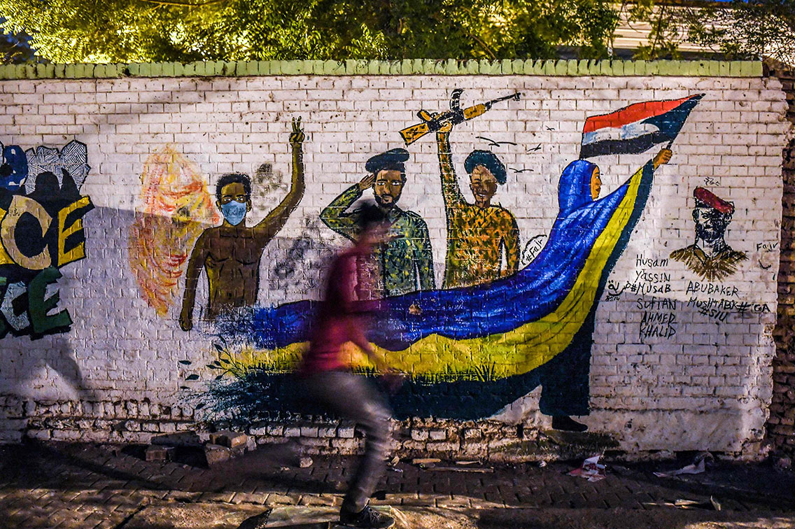 فترة مهمة من تاريخ السودان الحديث وثقها الشباب بالفن