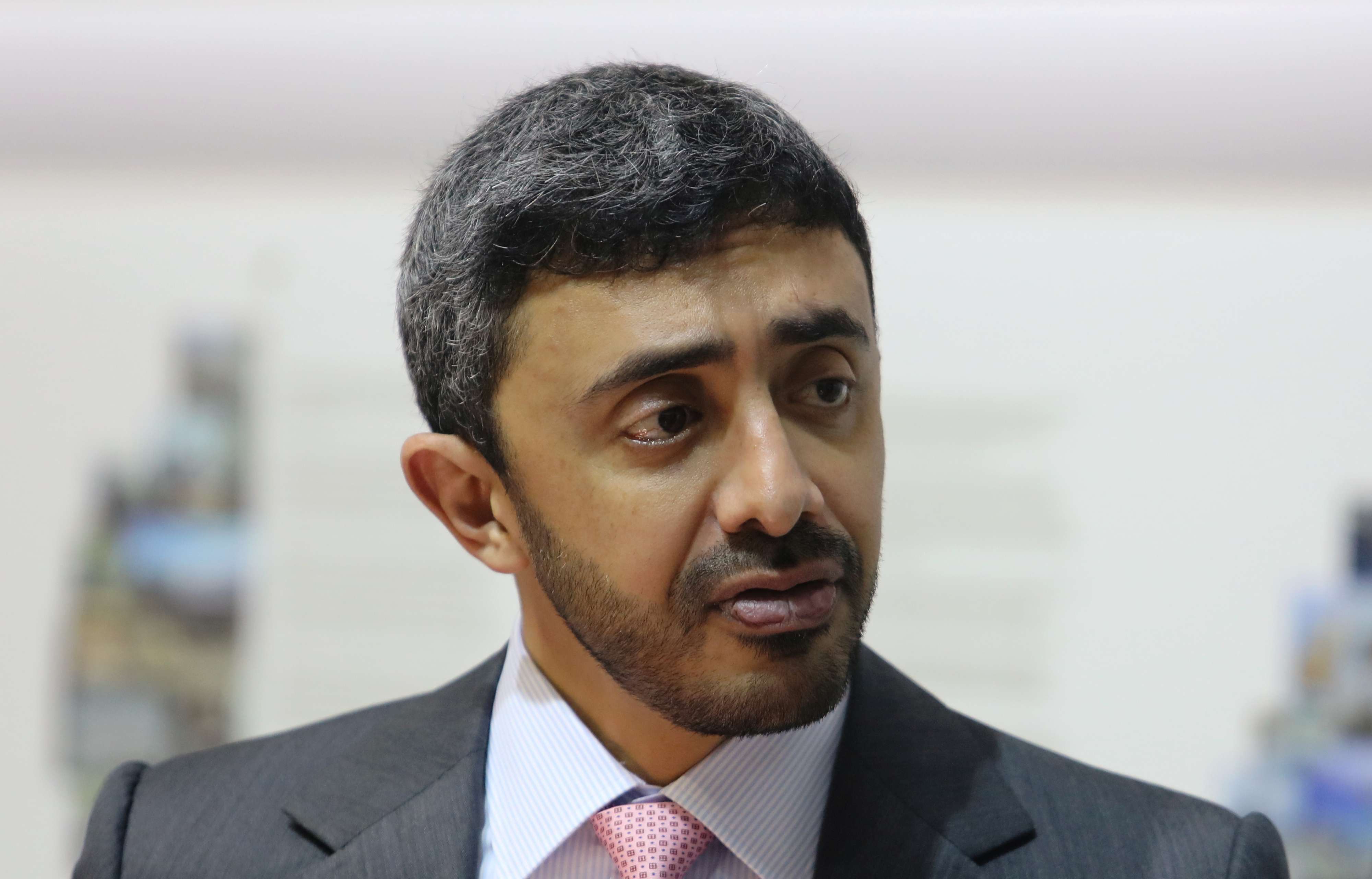 الشيخ عبدالله يدعو الى حوار مسؤول وجاد من أجل إنهاء الخلافات
