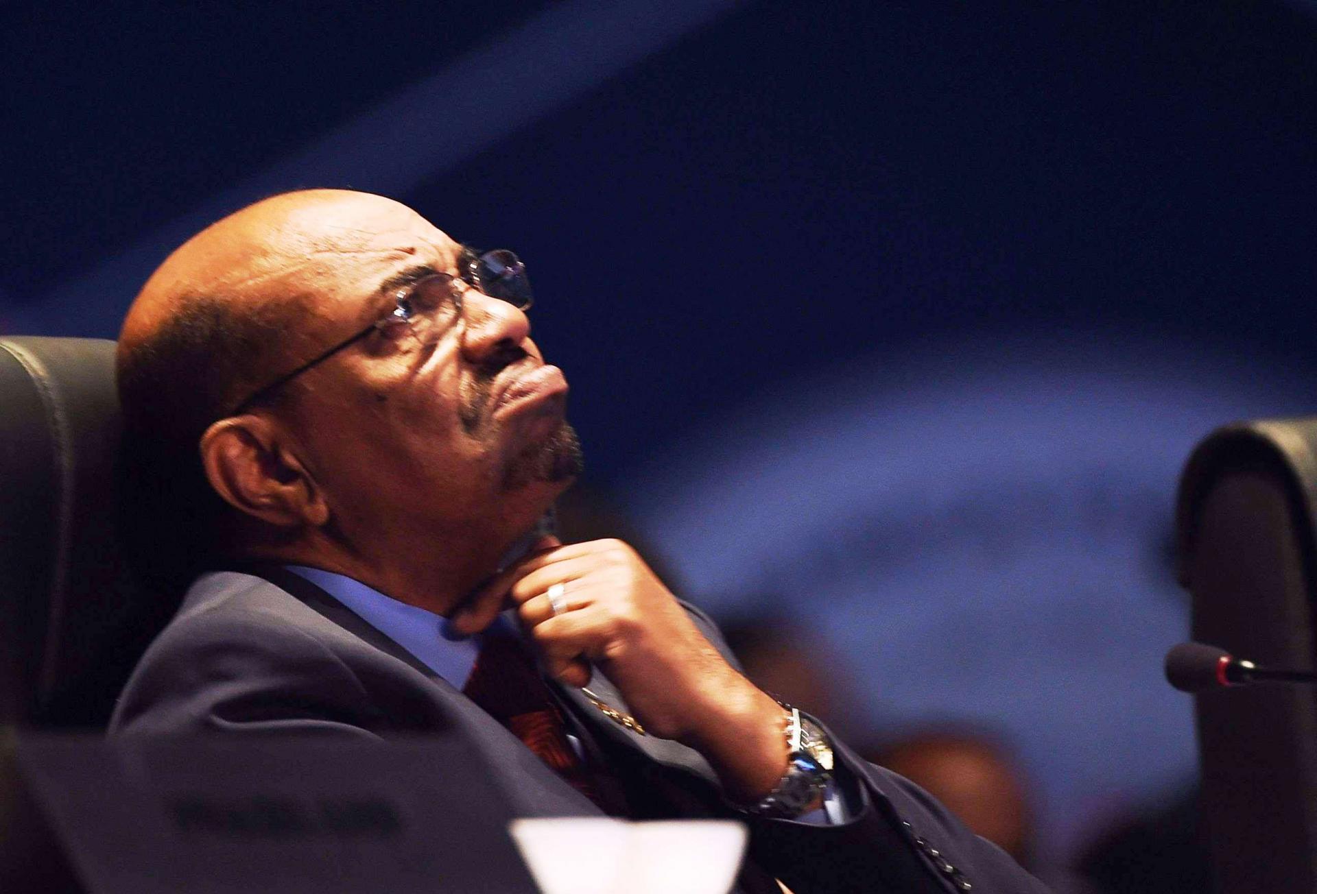 الرئيس السوداني السابق عمر البشير