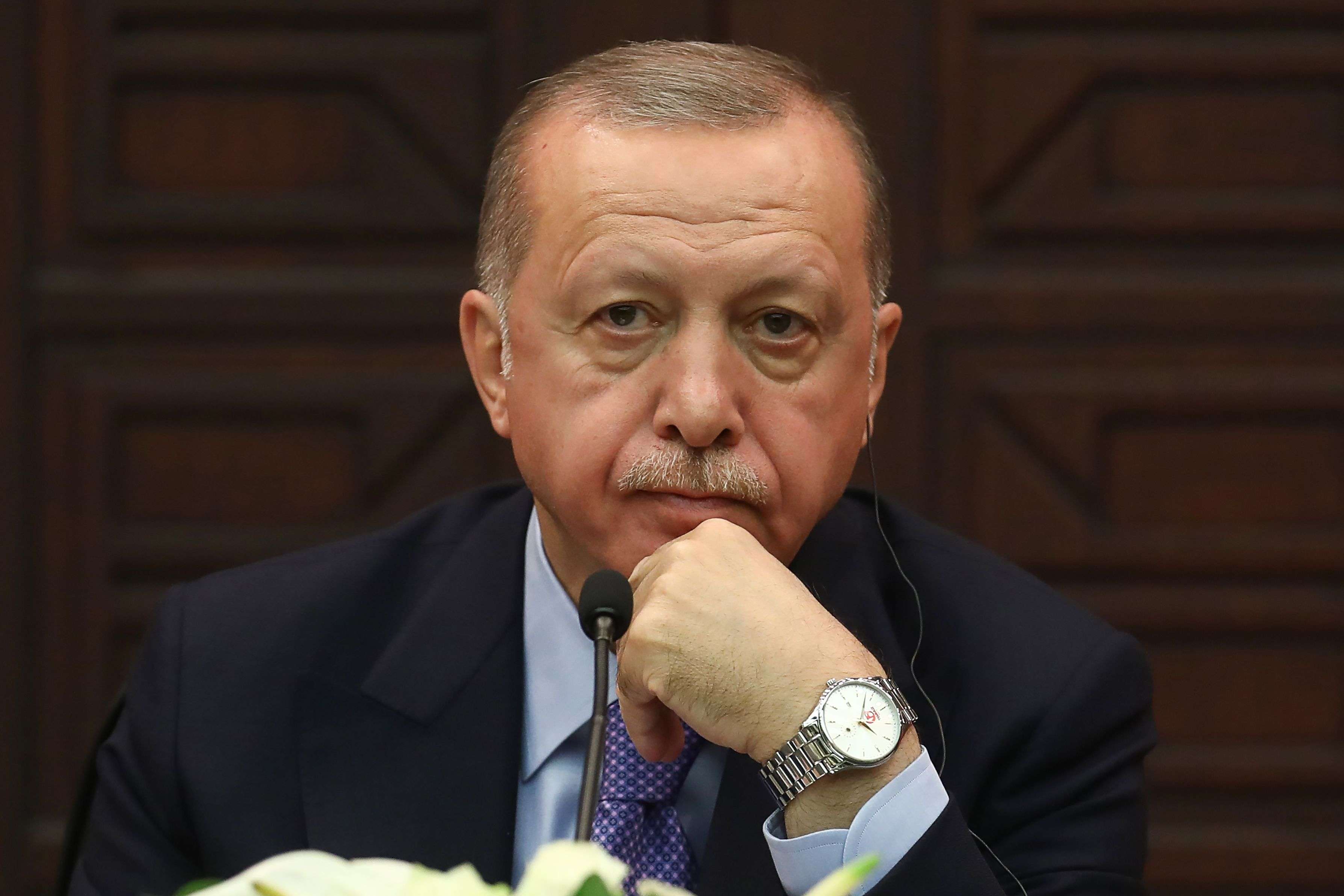 أردوغان في وضع صعب